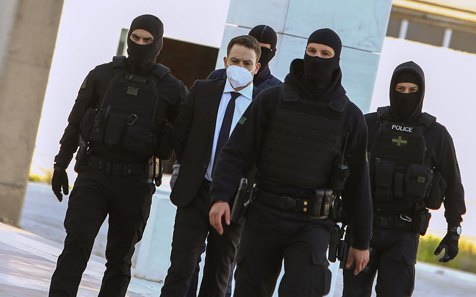 μαρτυρίες-φωτιά-για-το-στυγερό-έγκλ-561808543