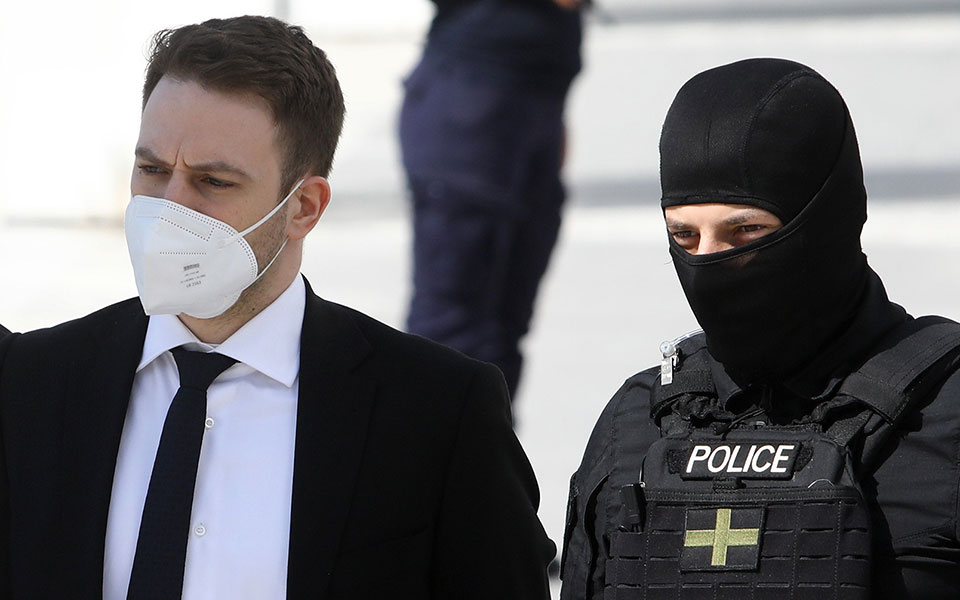 έγκλημα-στα-γλυκά-νερά-μάρτυρας-η-κα-561811636