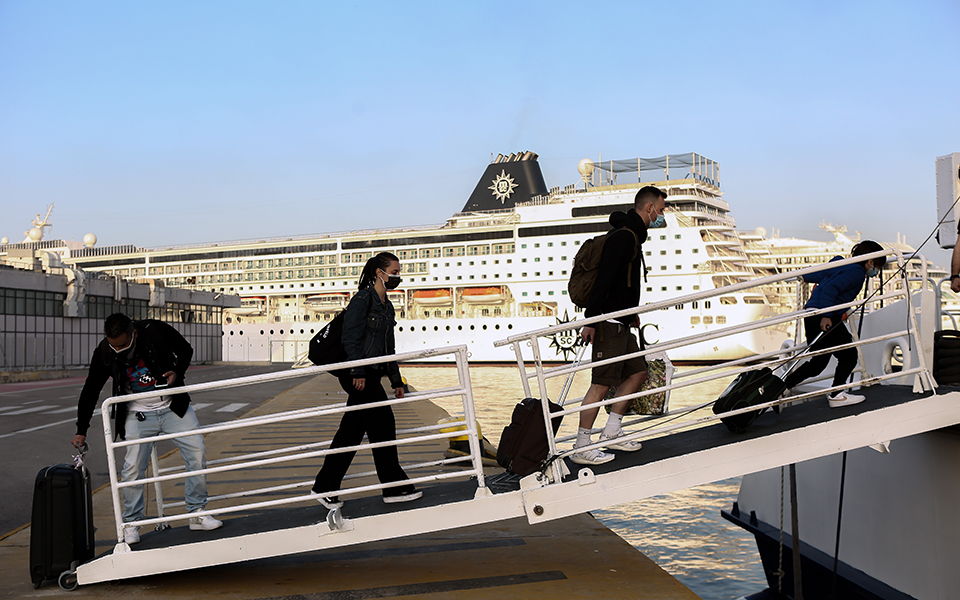 πάσχα-πιο-μαζική-έξοδος-και-από-το-2019-561825310