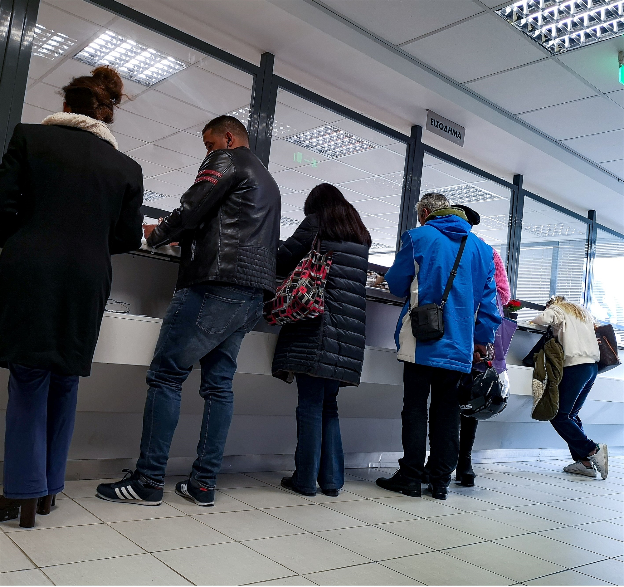 ααδε-44-δισ-από-κατασχέσεις-και-πλειστη-561808402