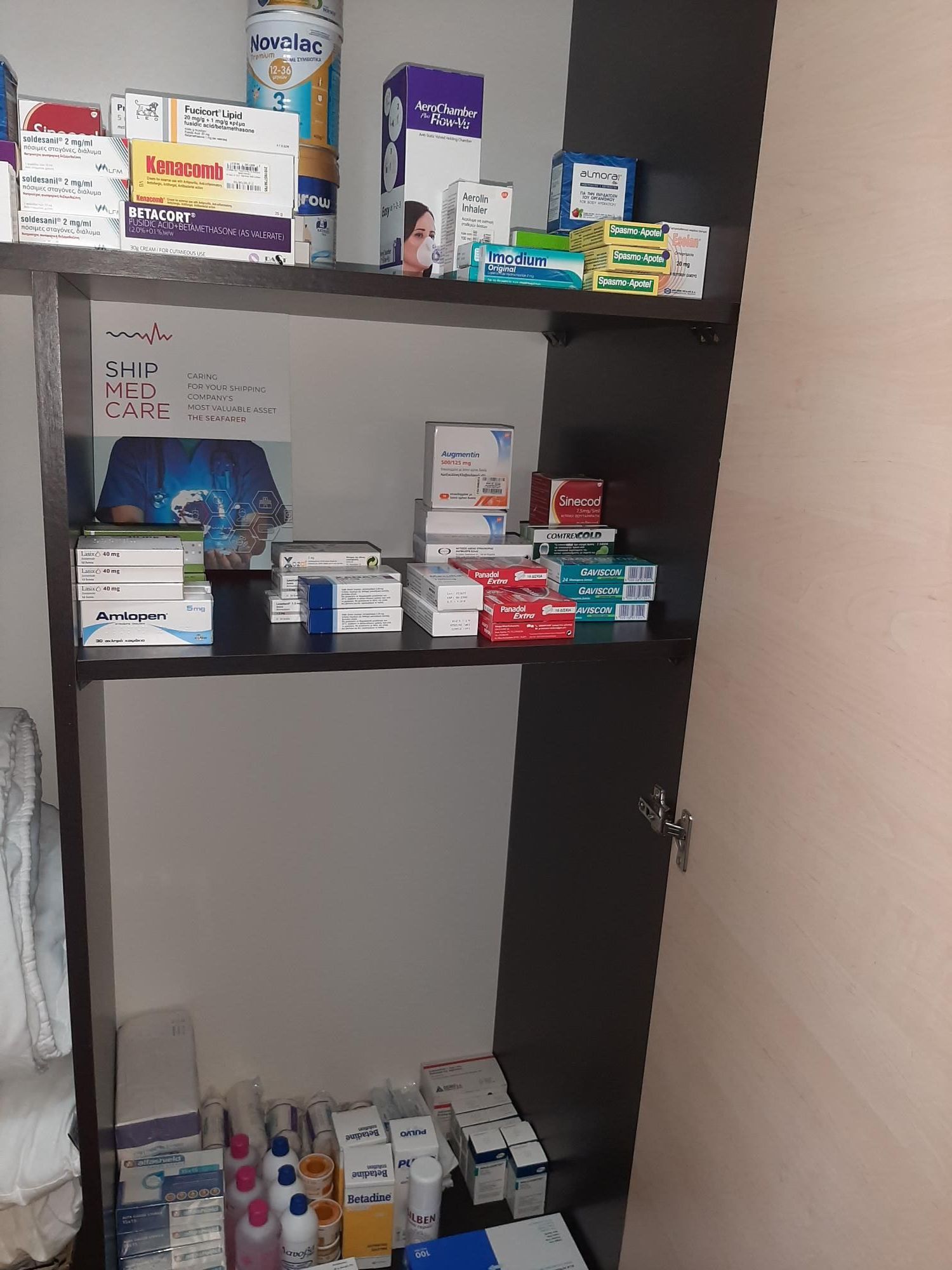 «Η αβεβαιότητα στο βλέμμα τους» – Ελληνες γιατροί φρόντισαν οικογένειες ναυτικών που ζούσαν στην Ουκρανία-1