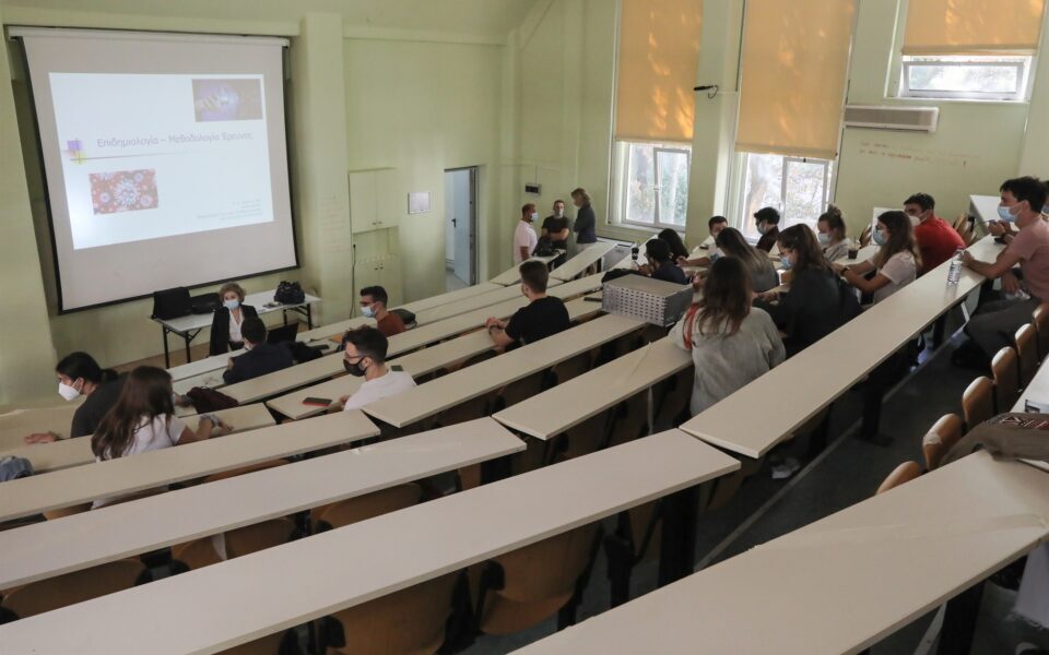 άρθρο-της-β-κιντή-στην-κ-για-την-αποφ-561834754