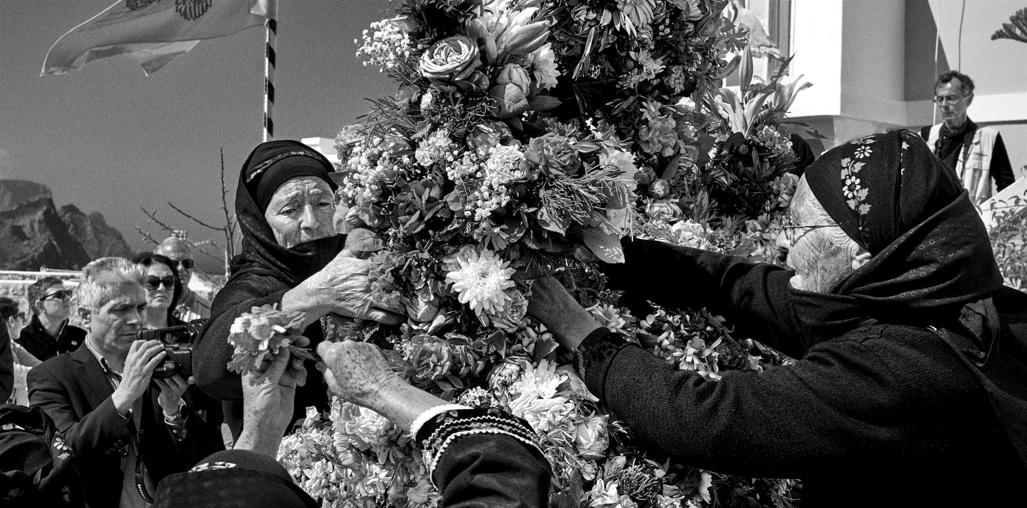 Στην Ολυμπο της Καρπάθου η πασχαλινή παράδοση παραμένει αυθεντική και αναλλοίωτη-1