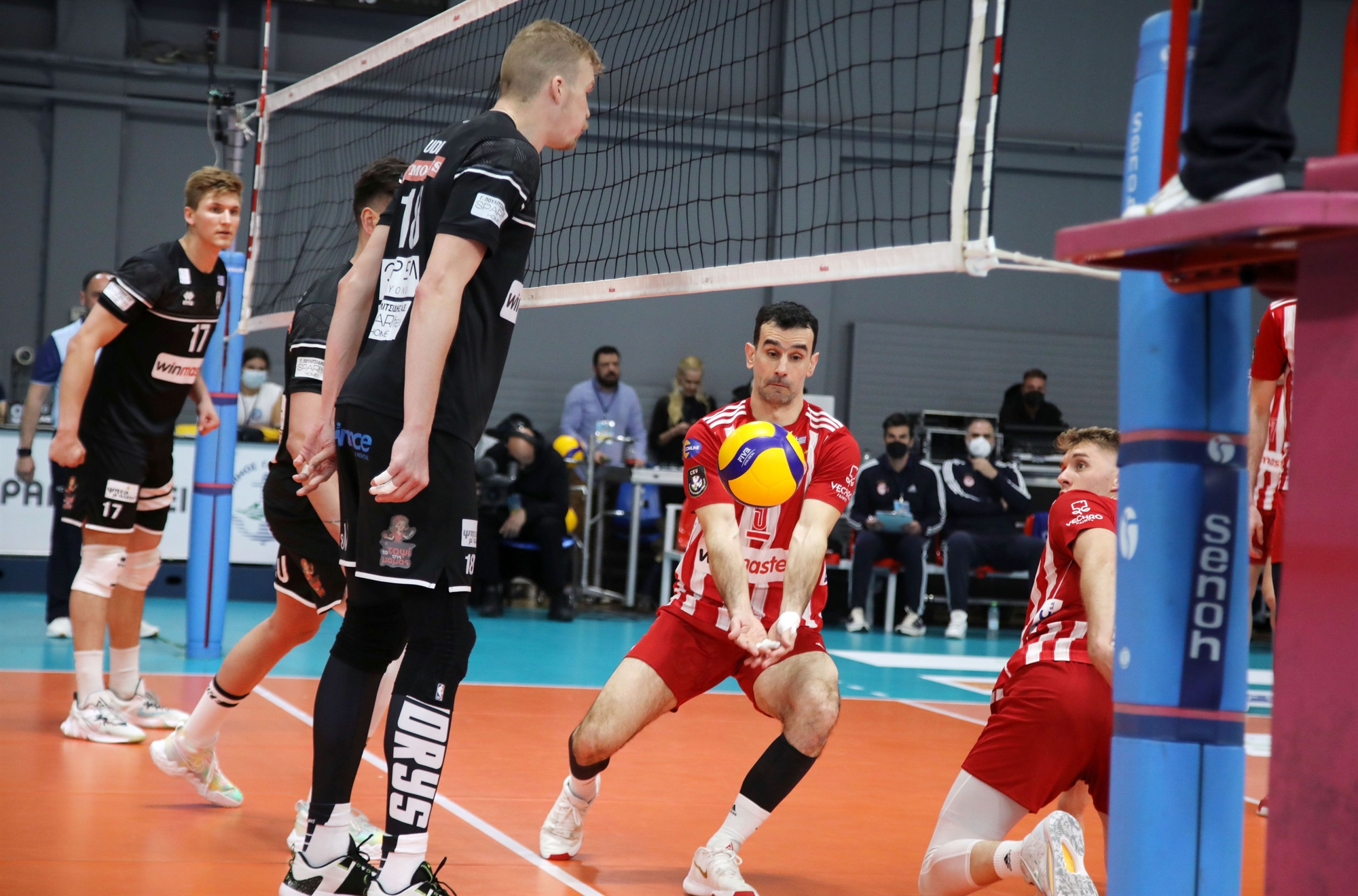 βόλεϊ-παοκ-και-φοίνικας-σύρου-στον-τελ-561788266