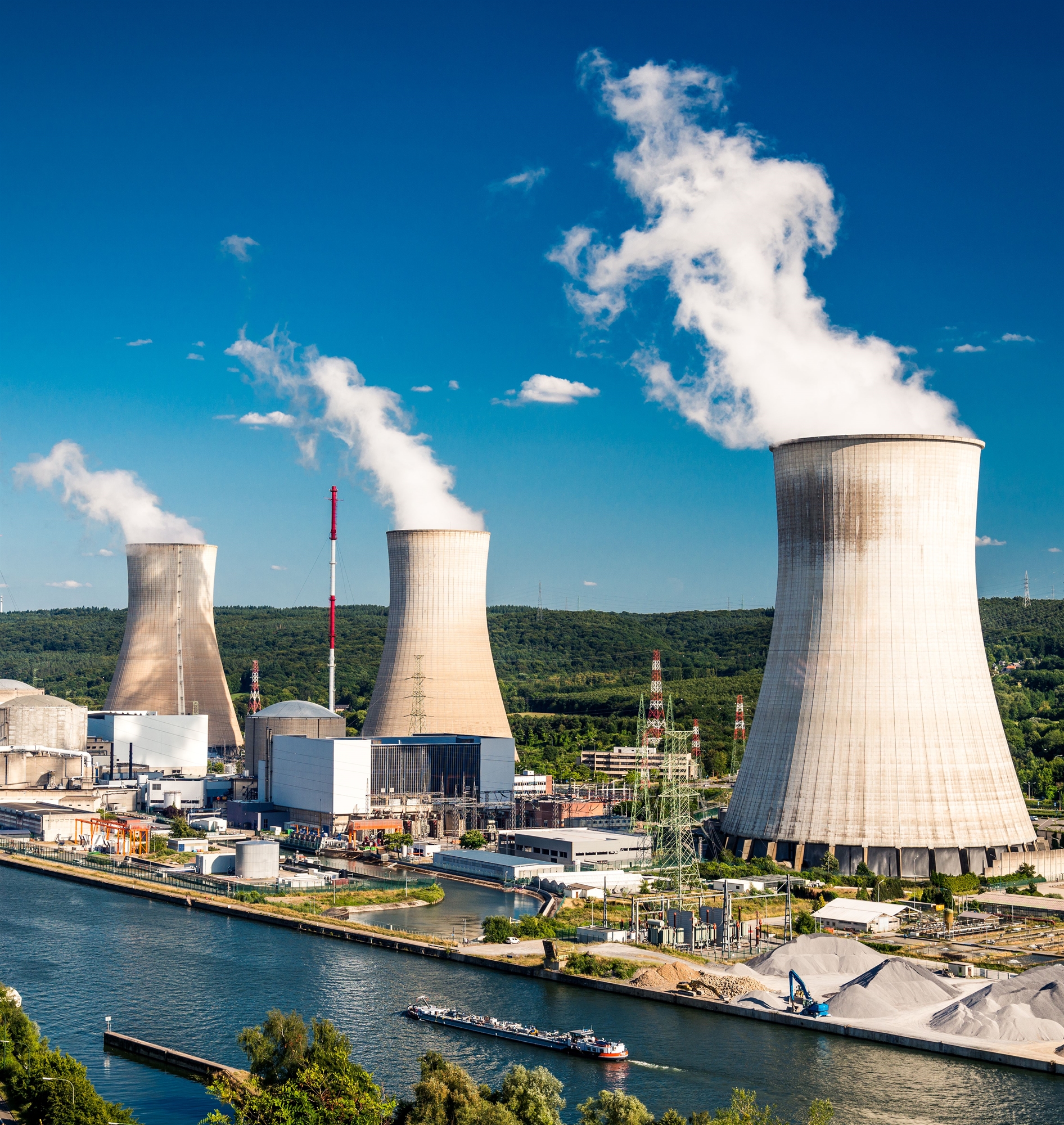 η-βρετανία-στρέφεται-στα-πυρηνικά-και-561799861