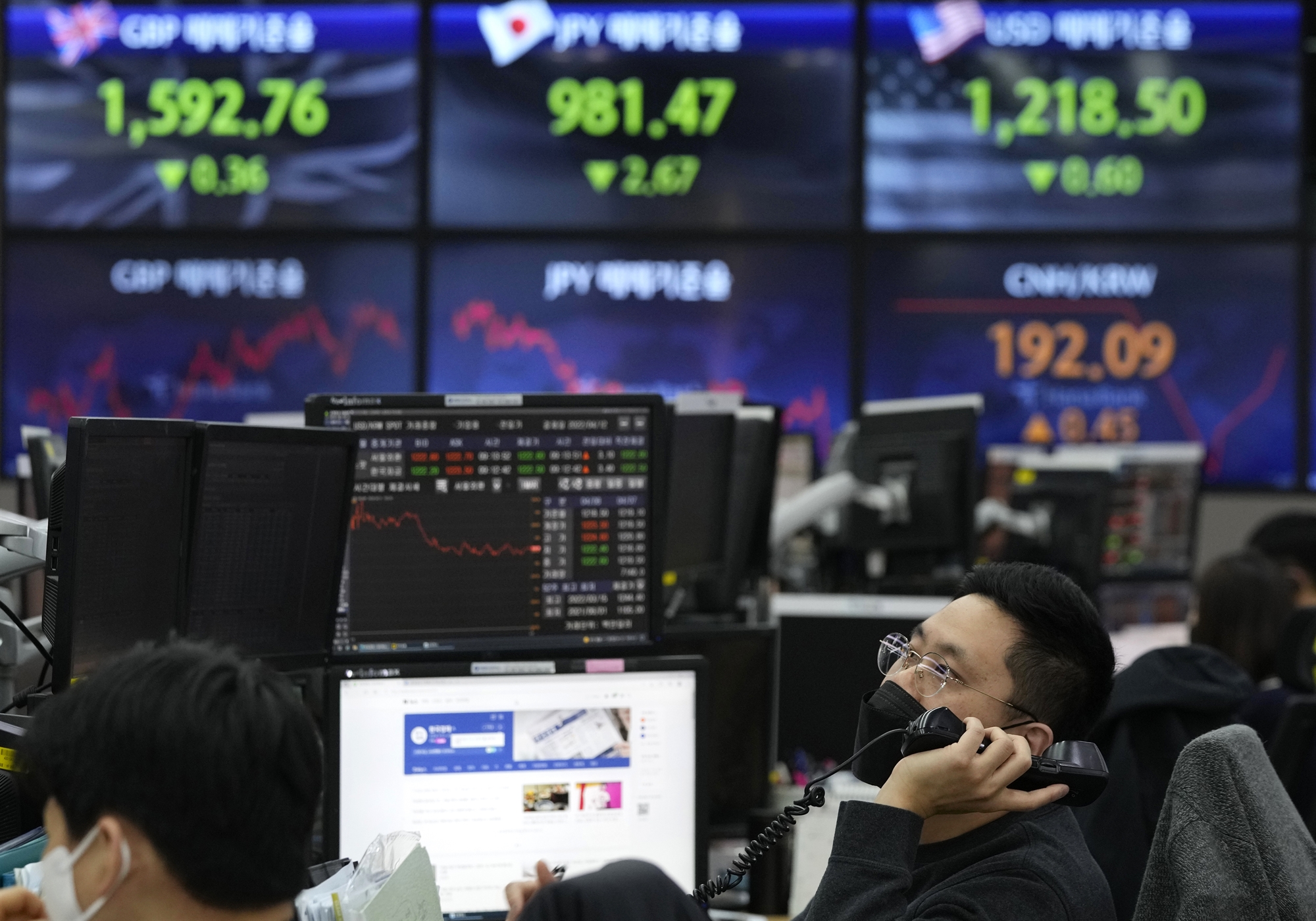 υποχωρούν-οι-εκδόσεις-πράσινων-ομολό-561806344