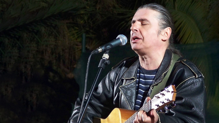 πρόσωπα-της-παρασκευής-561812506