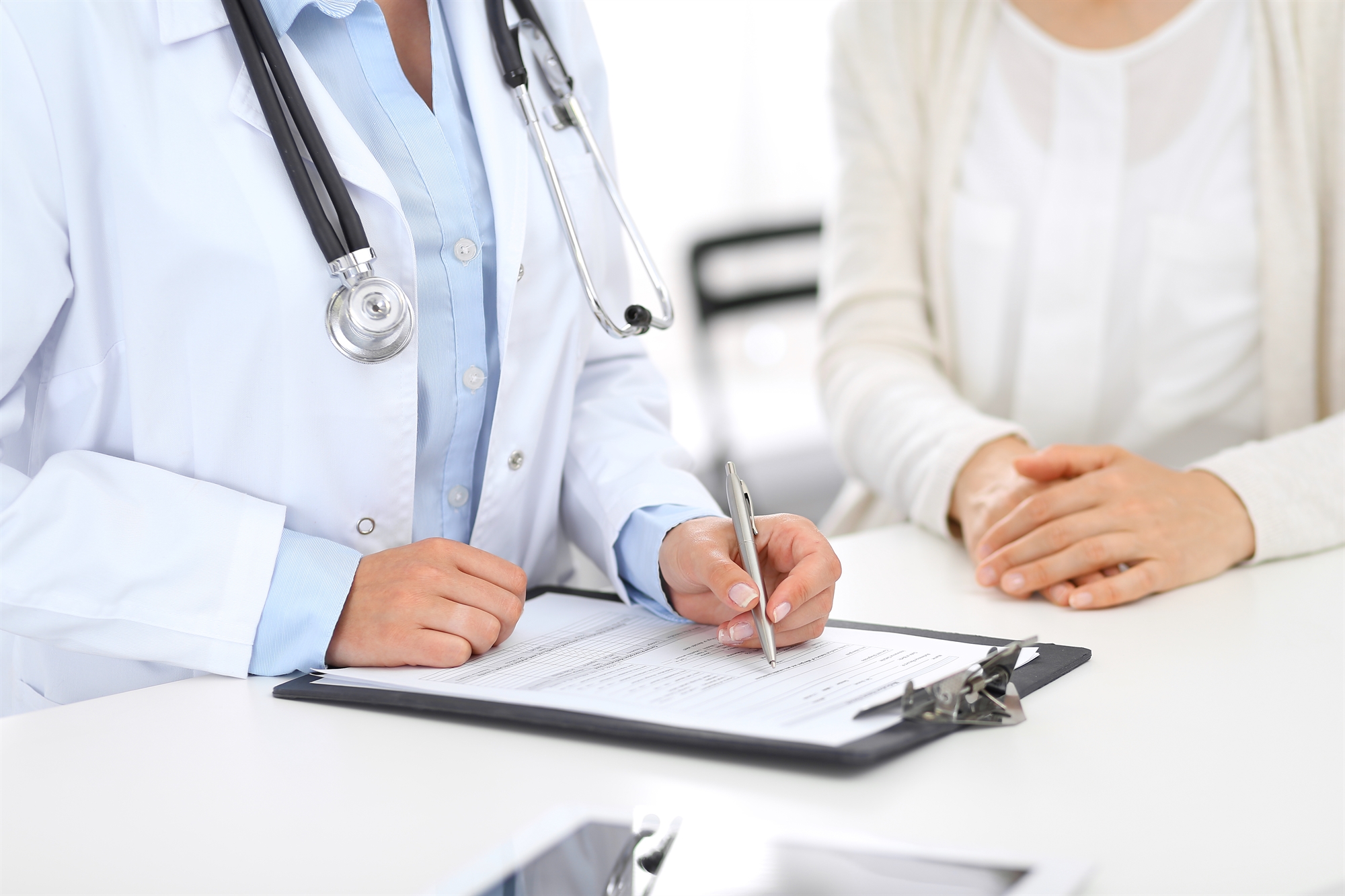 ραντεβού-με-γιατρό-μέσω-ψηφιακής-πλατ-561797392