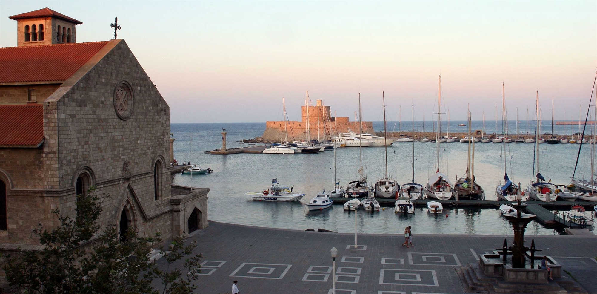 σε-επίπεδα-2019-οι-αεροπορικές-κρατήσεις-561820654