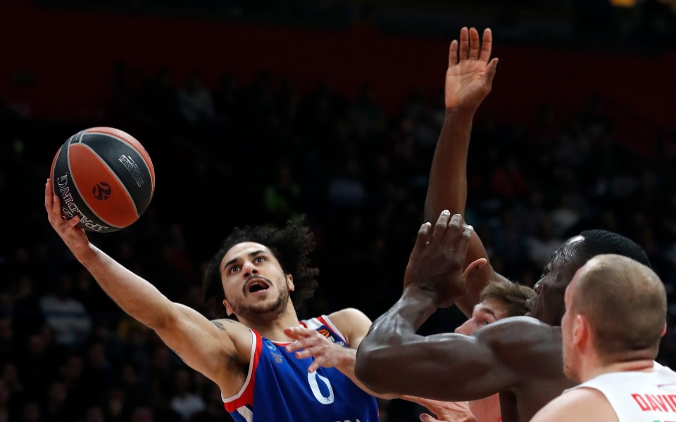 ευρωλίγκα-αρμάνι-μιλάνο-εφές-αναντ-561820003