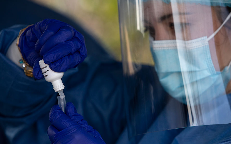 κορωνοϊός-6-926-νέα-κρούσματα-σήμερα-στην-561804883