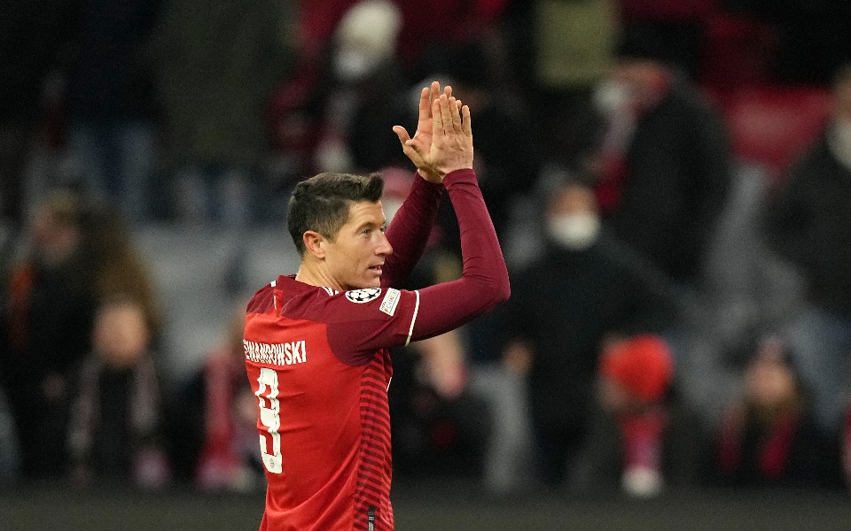 μπουντεσλίγκα-μπάγερν-άουγκσμπουρ-561803719