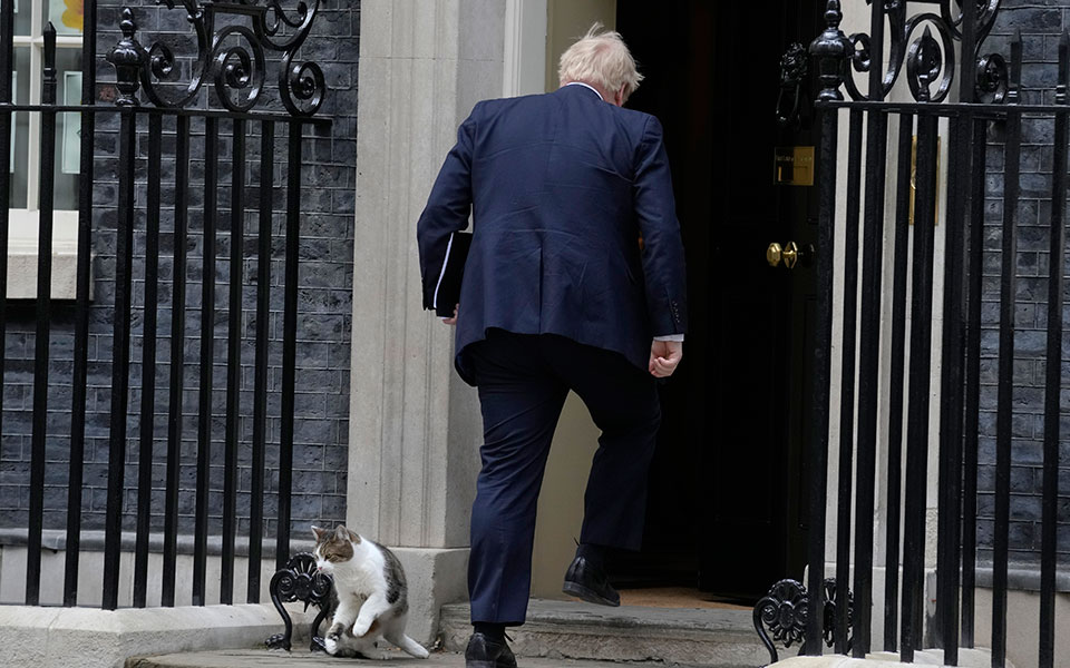 βρετανία-πρόστιμο-και-στον-τζόνσον-γι-561807292