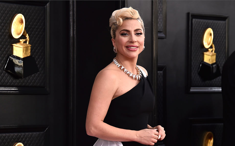 lady-gaga-ανακοίνωσε-το-νέο-τραγούδι-της-για-τ-561831673