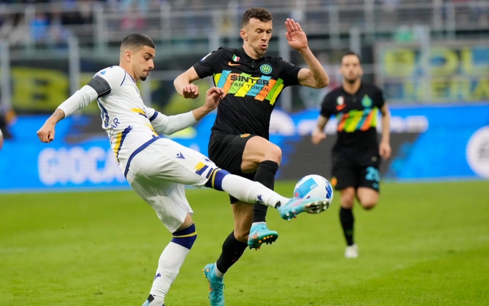 serie-a-μάχη-τεσσάρων-ομάδων-έξι-αγωνιστι-561804847