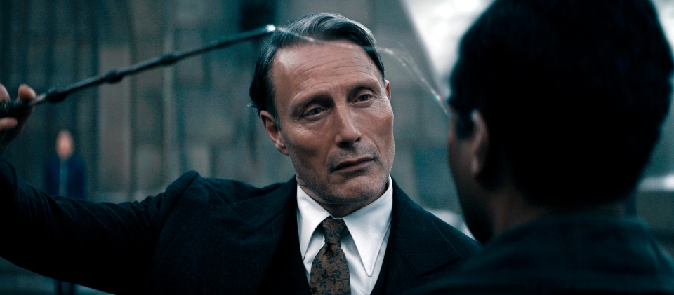 επιτηδευμένη-βρίσκει-την-υποκριτι-561819724