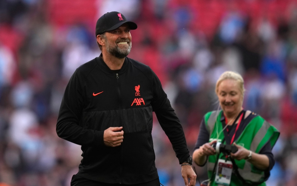 λίβερπουλ-θέλει-να-επεκτείνει-το-συμβ-561831556