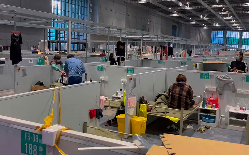 σαγκάη-πολίτες-αρνήθηκαν-να-περιμένο-561819502