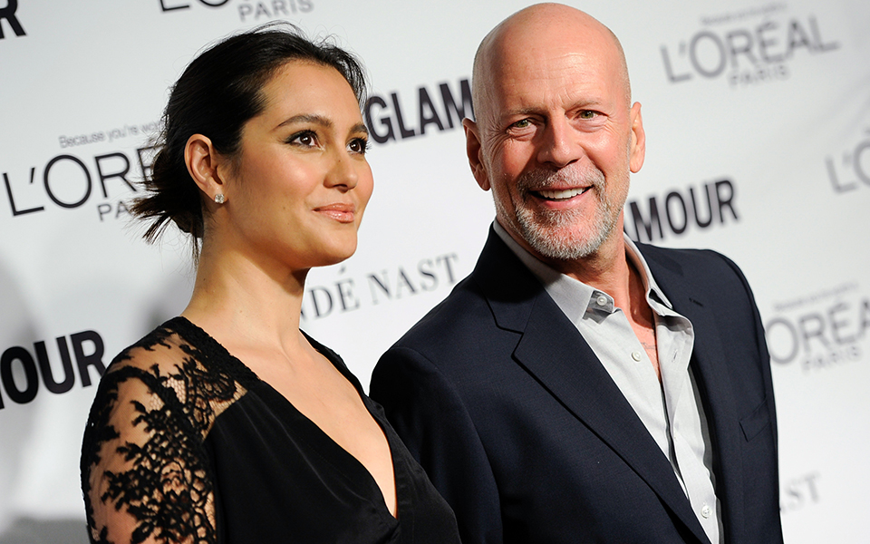 μπρους-γουίλις-οι-πρώτες-οικογενειακ-561800470