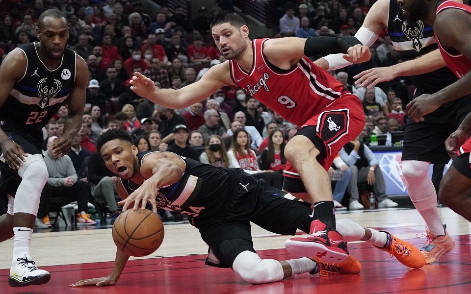 νβα-άνετη-νίκη-για-τους-μπακς-τέλος-η-561796297