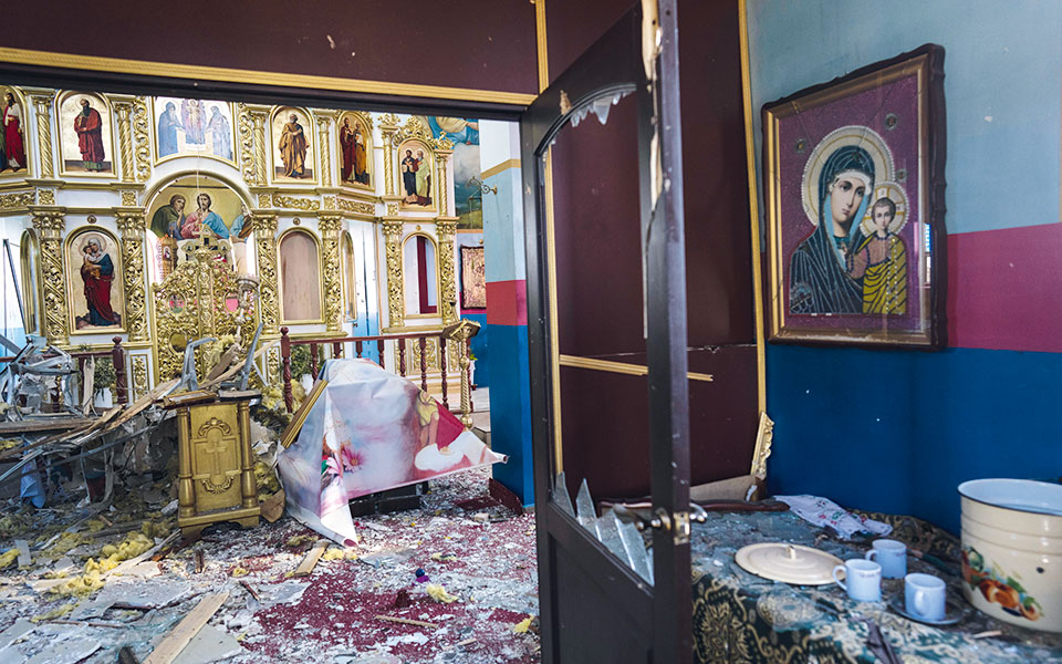 πόλεμος-στην-ουκρανία-βομβαρδισμένο-561788656