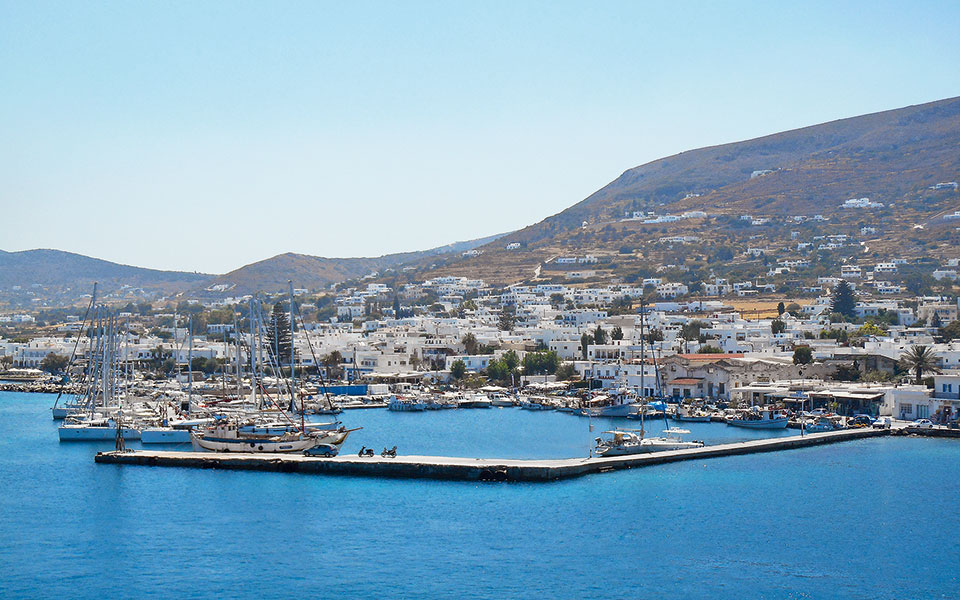 φρένο-στε-στη-δόμηση-στα-νησιά-561796579