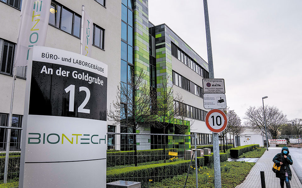 τα-κέρδη-από-τα-mrna-εμβόλια-αύξησαν-τις-απ-561798247