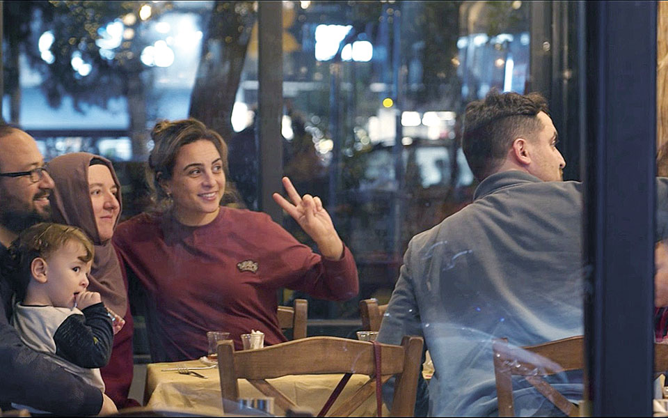 ντοκιμαντέρ-αόρατοι-παίρνοντας-αν-561800491