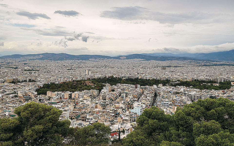ακίνητα-σε-στάση-αναμονής-οι-ξένοι-θεσ-561806653