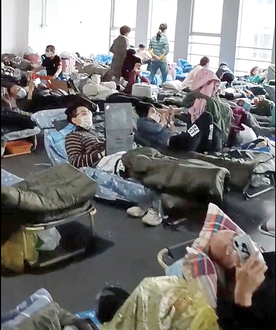 Δυστοπικό το πανδημικό παρόν στη Σαγκάη-2