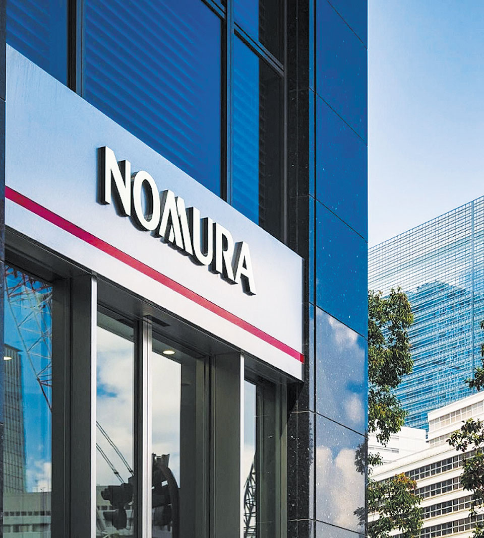 Η Σαγκάη απειλεί με lockdown το εμπόριο-4