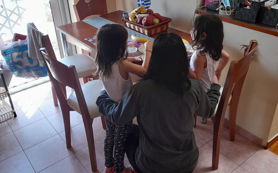 Η ζωή μας με τη Μαρζάν και τη Μανέλι-1