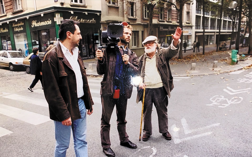 ροβήρος-μανθούλης-με-μια-λέξη-ασταμά-561829405