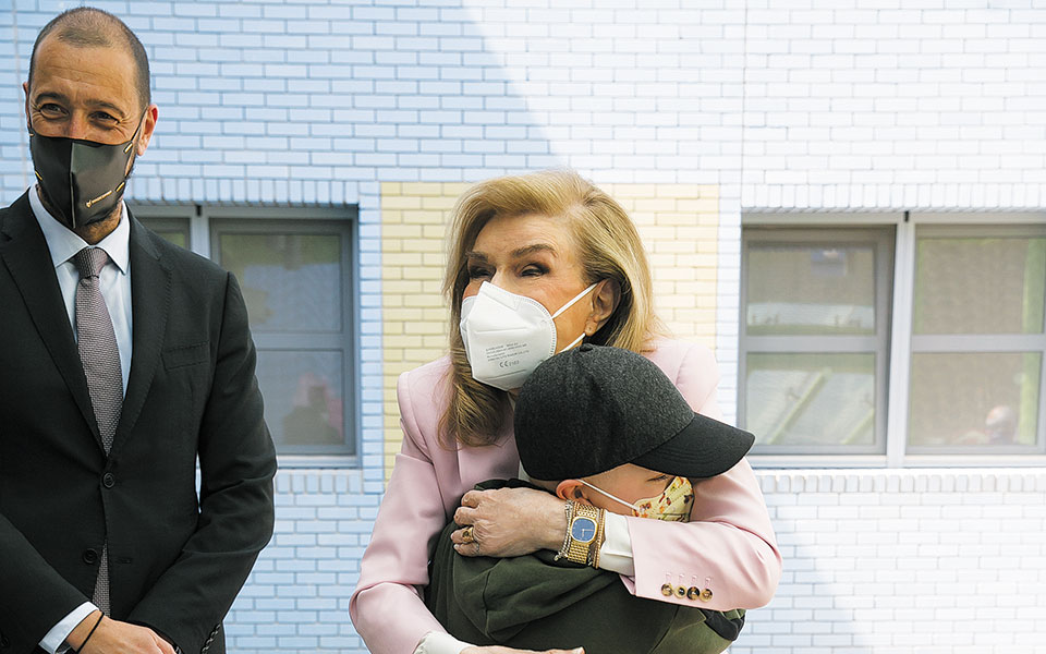 όταν-η-πασχαλινή-ελπίδα-γεμίζει-τις-561831532