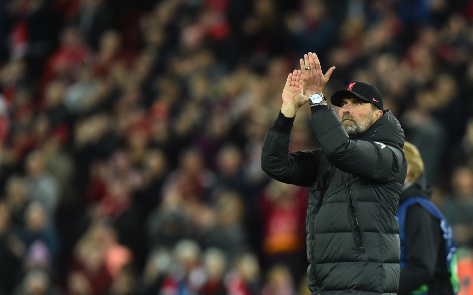 λίβερπουλ-ο-κλοπ-υπέγραψε-νέο-συμβόλα-561832036