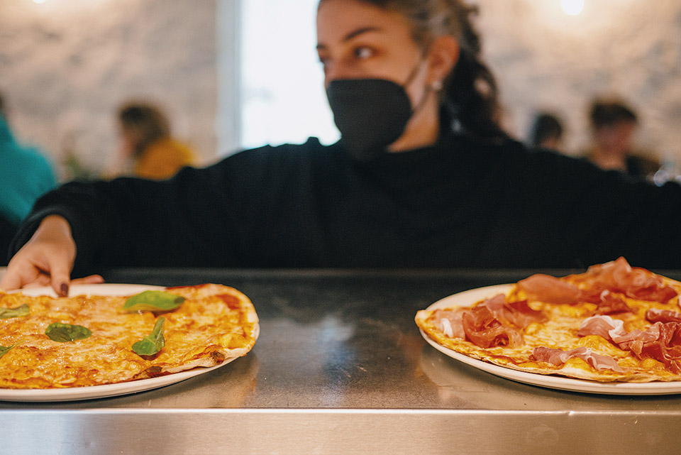 Οι 6 πιο hot πίτσες της Αθήνας-4