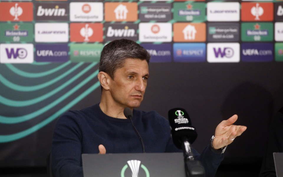 λουτσέσκου-για-μαρσέιγ-κλειδί-για-το-561796852