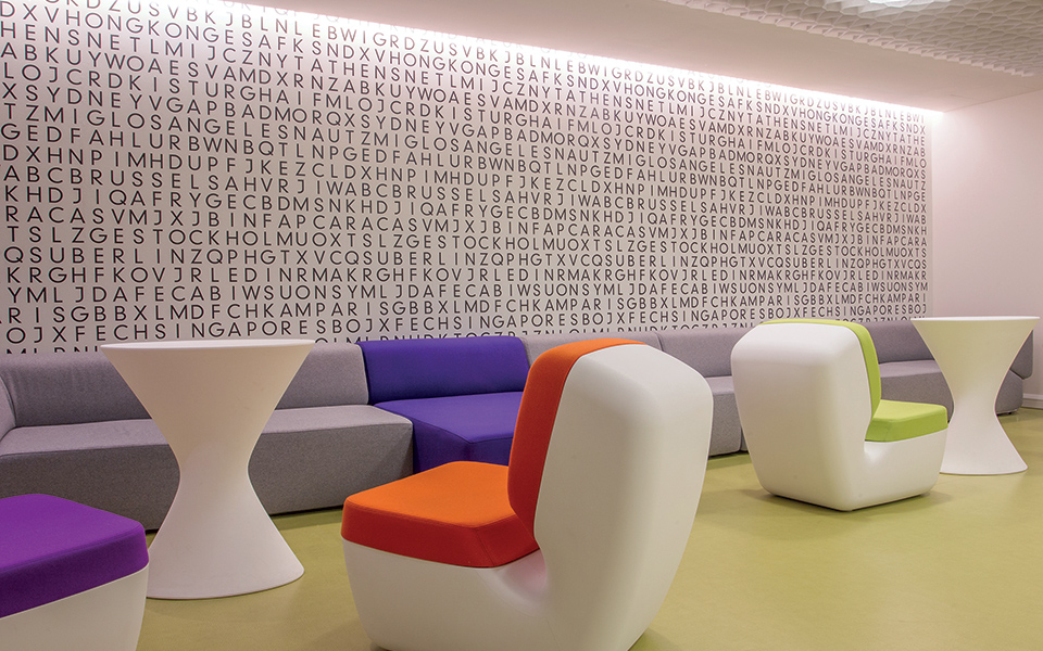 Πώς αλλάζουν οι εργασιακοί χώροι μετά την πανδημία;-2