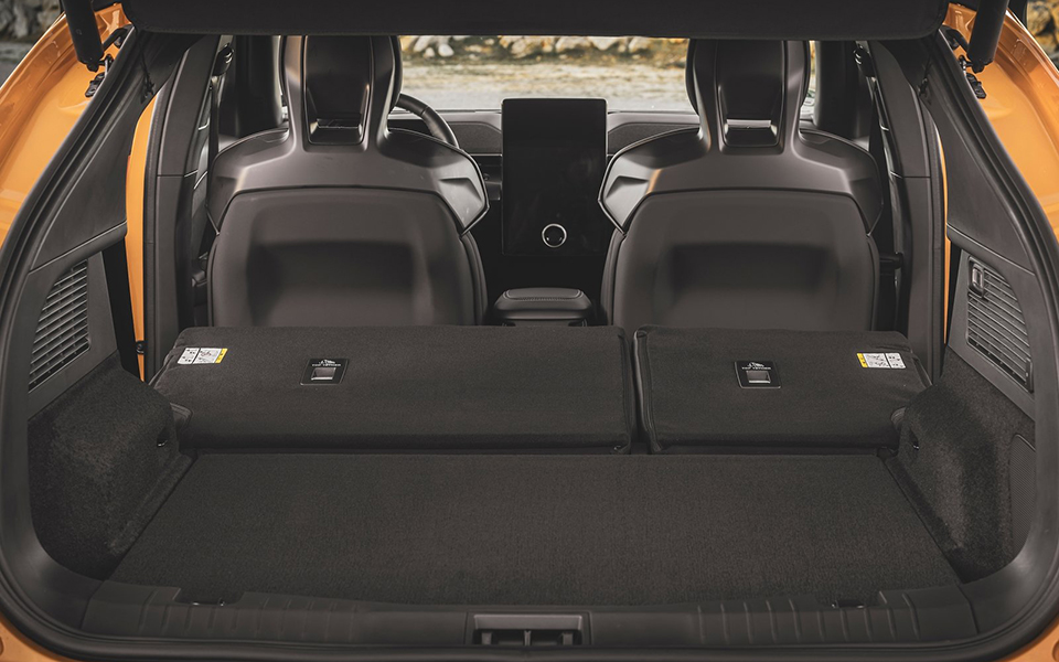 Νέo Ford Mustang Mach-E GT – Εκρηκτικό και premium-4