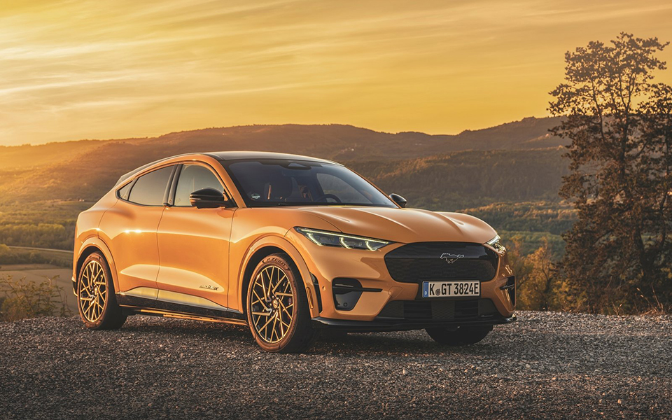 Νέo Ford Mustang Mach-E GT – Εκρηκτικό και premium-2