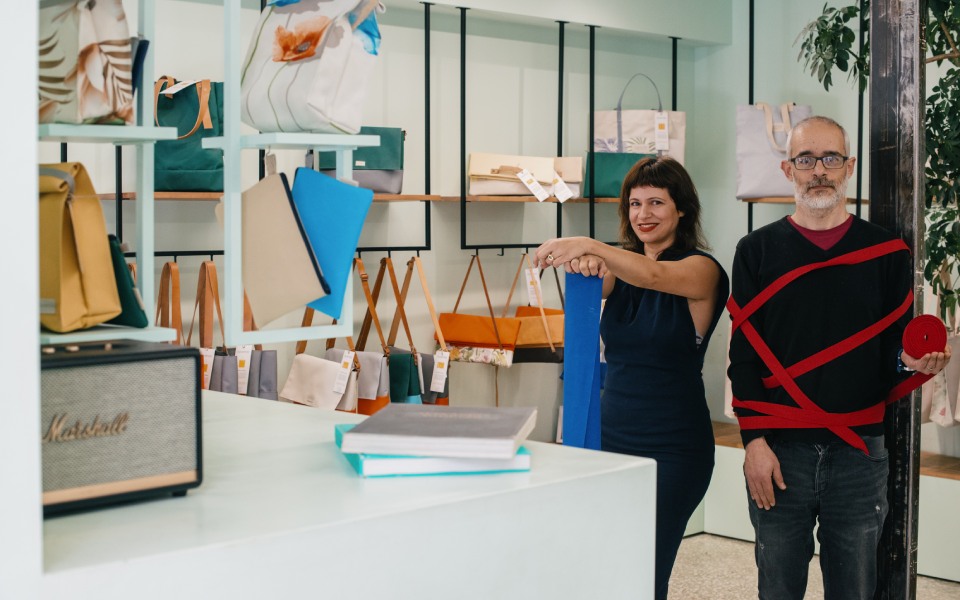 τα-σκουπίδια-μας-ο-θησαυρός-τους-561831577