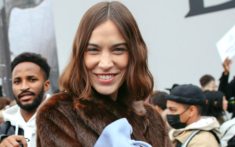 μακρόστενα-πρόσωπα-το-κούρεμα-που-κολ-561792727