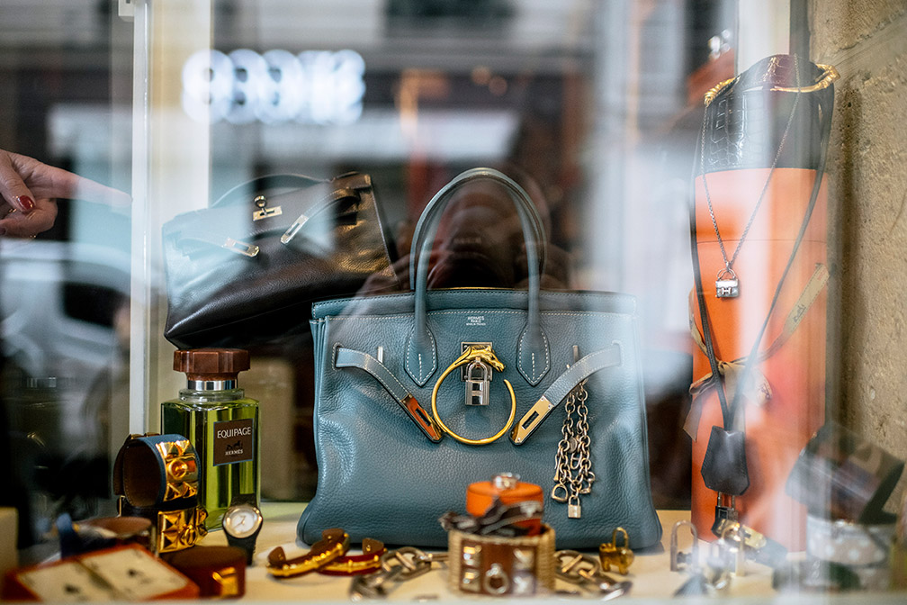 Les 3 Marches de Catherine B: Ο vintage θησαυρός του Παρισιού-4