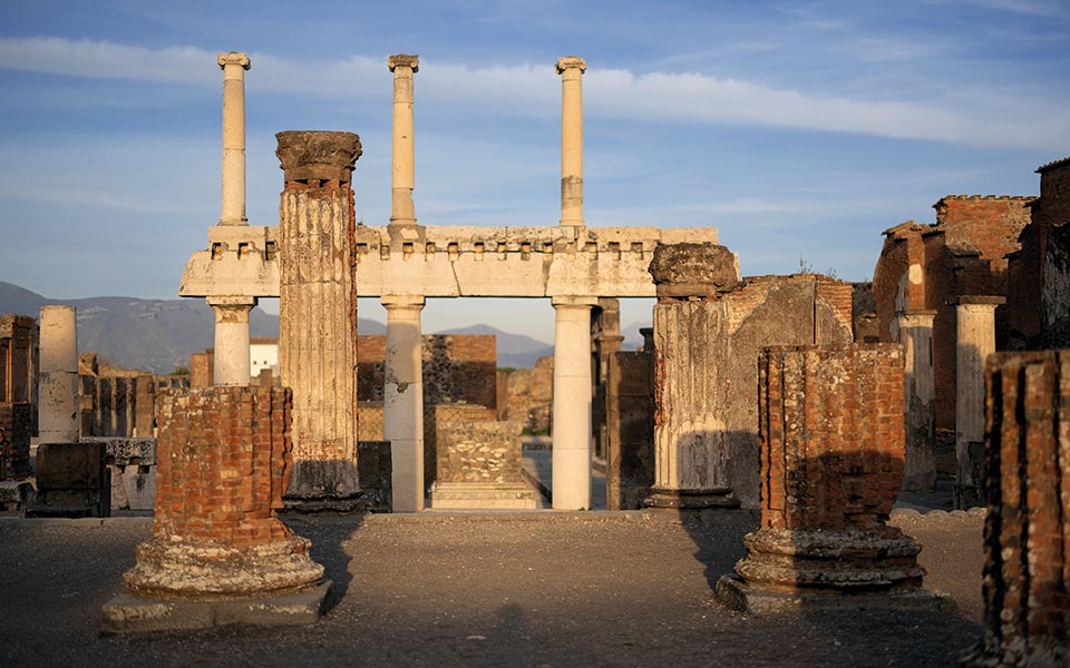 η-πομπηία-κάνει-την-αρχαιολογία-να-φαί-561827812