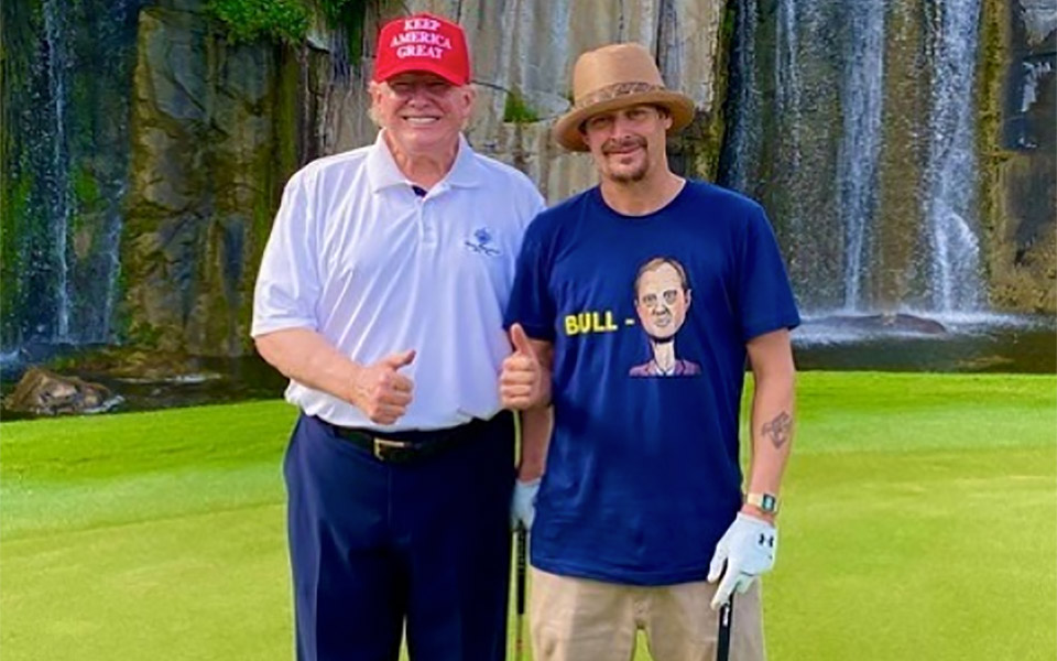 ο-kid-rock-άνοιξε-την-περιοδεία-του-με-μήνυμα-561807487