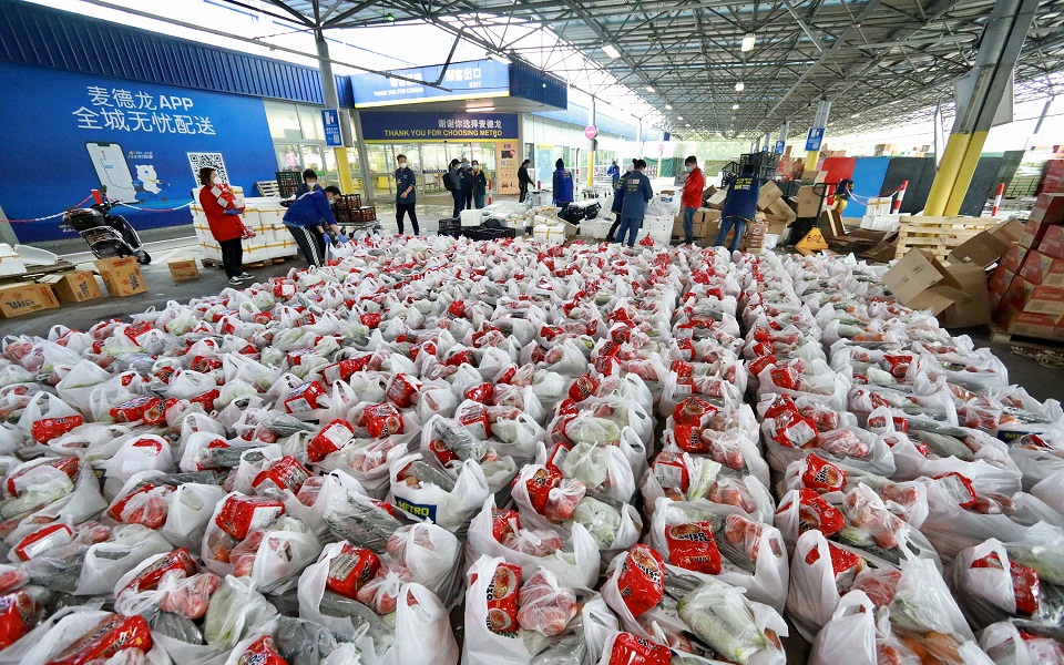 Κίνα: Αδιανόητες εικόνες από το λόκνταουν στη Σαγκάη-3