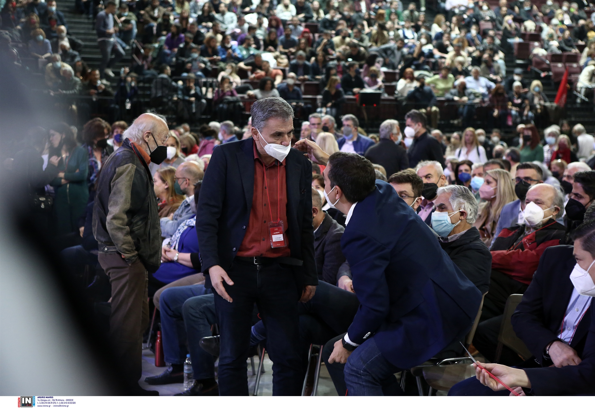 συριζα-πόσο-θα-περιμένει-ο-τσίπρας-τ-561833200