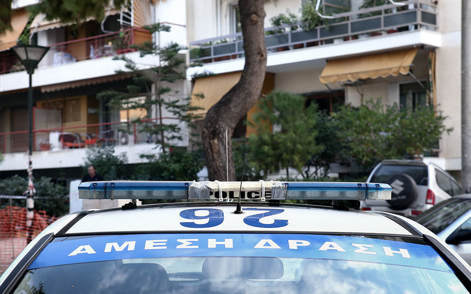 αλεξανδρούπολη-χειροπέδες-σε-70χρονο-γ-561808816