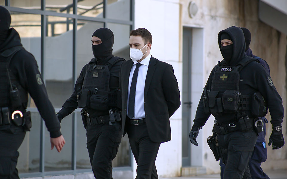 έγκλημα-στα-γλυκά-νερά-στο-δικαστήριο-561806491