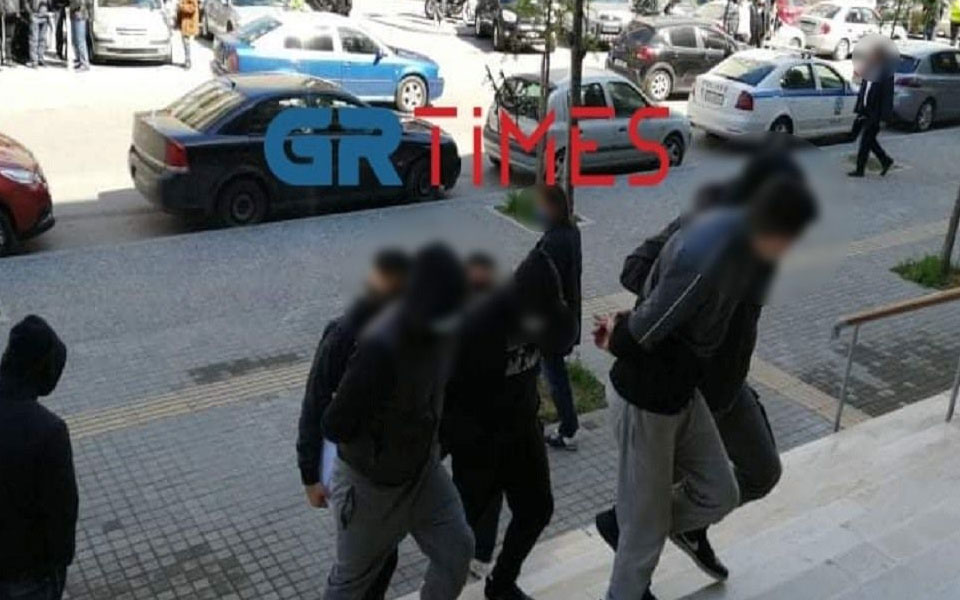 θεσσαλονίκη-σε-ανακριτή-οι-τρεις-συλλ-561804997